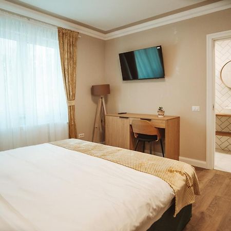B59 Boutique Hotel Câmpulung Moldovenesc Εξωτερικό φωτογραφία