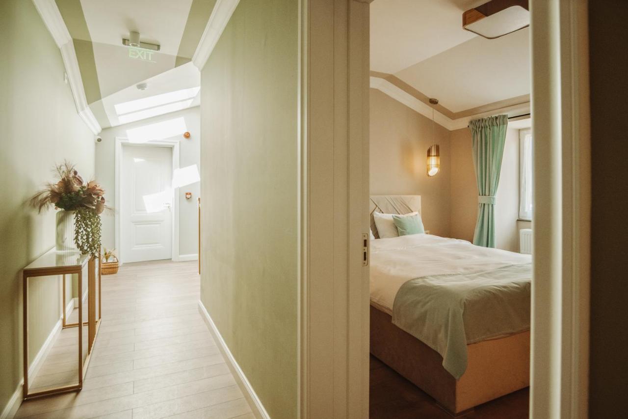 B59 Boutique Hotel Câmpulung Moldovenesc Εξωτερικό φωτογραφία