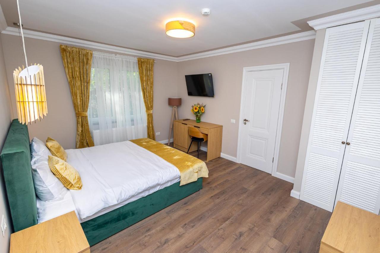 B59 Boutique Hotel Câmpulung Moldovenesc Εξωτερικό φωτογραφία